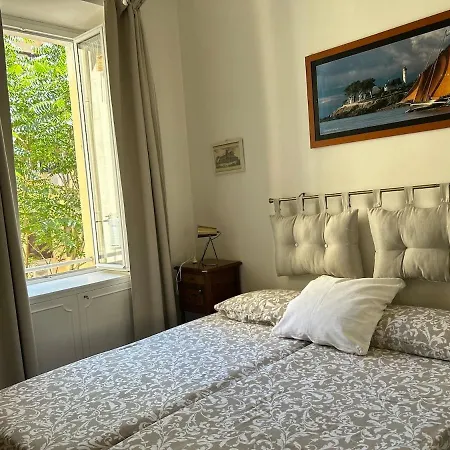 아파트 Elegant And Quiet Near The Colosseum 로마