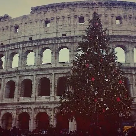 Elegant And Quiet Near The Colosseum 아파트 *